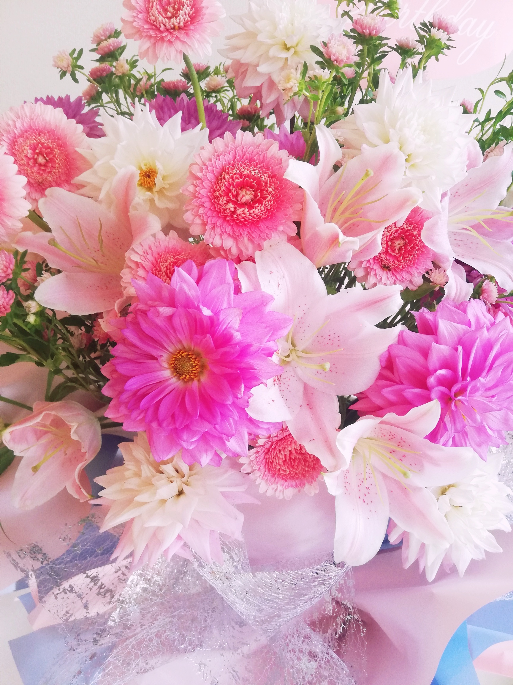 花屋】花家shinyoshi / 【 フラワースタンド 】 喜ばれる花 開店祝い ・ 開業祝い ・ 開院祝い ・ 就任祝い ・ 周年祝い ・ 誕生祝い  ・ コンサート祝い ・ 出演祝い ・ 発表会祝い / Standflower / standflower / Standflowers /  standflowers /