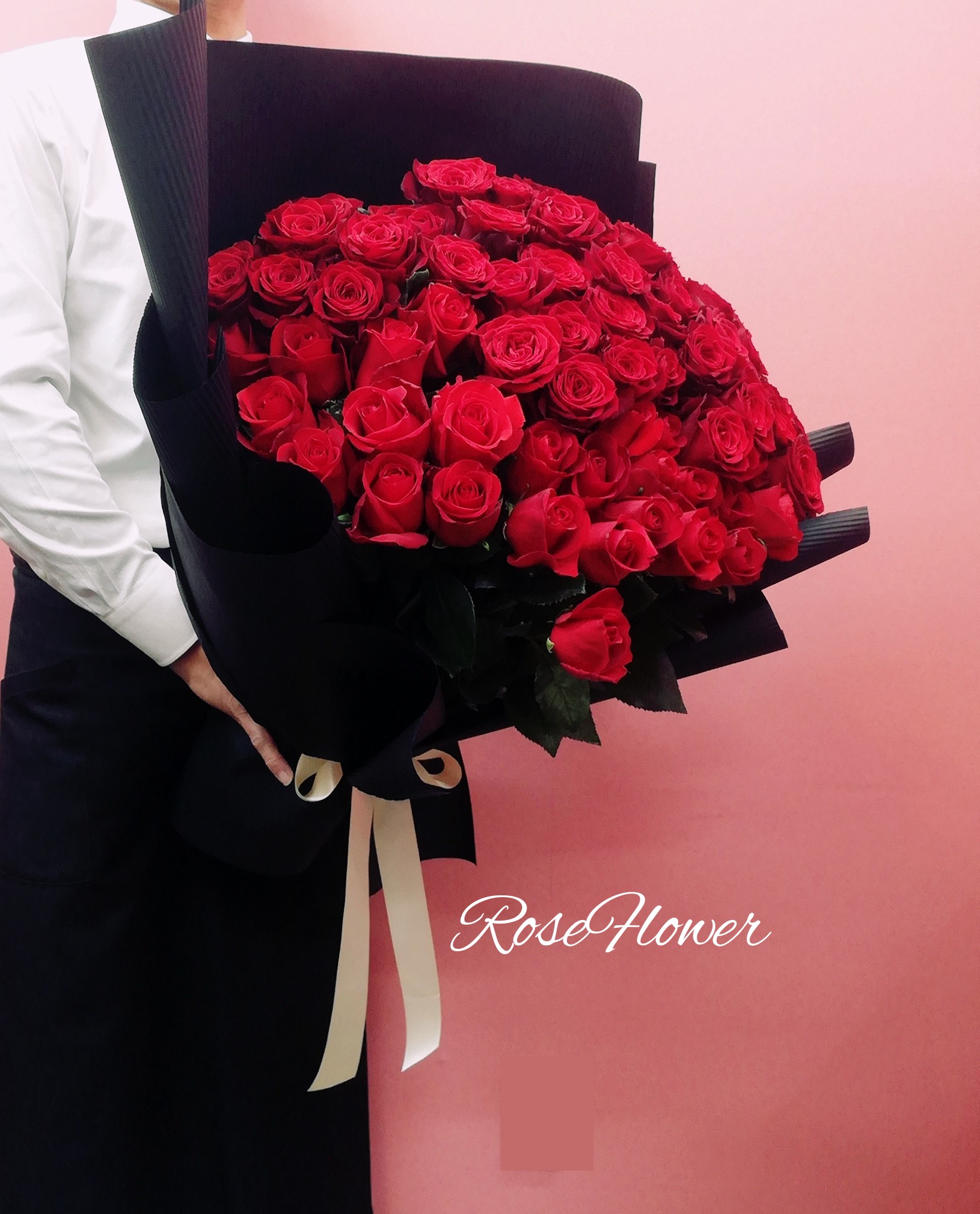 HANAYA | Adult celebration 成人祝い 成人式 新成人 成人祝に贈る花 成人 特別な花束 豪華な花束｜北九州・小倉北区霧ヶ丘・鍛冶町のお花屋さん